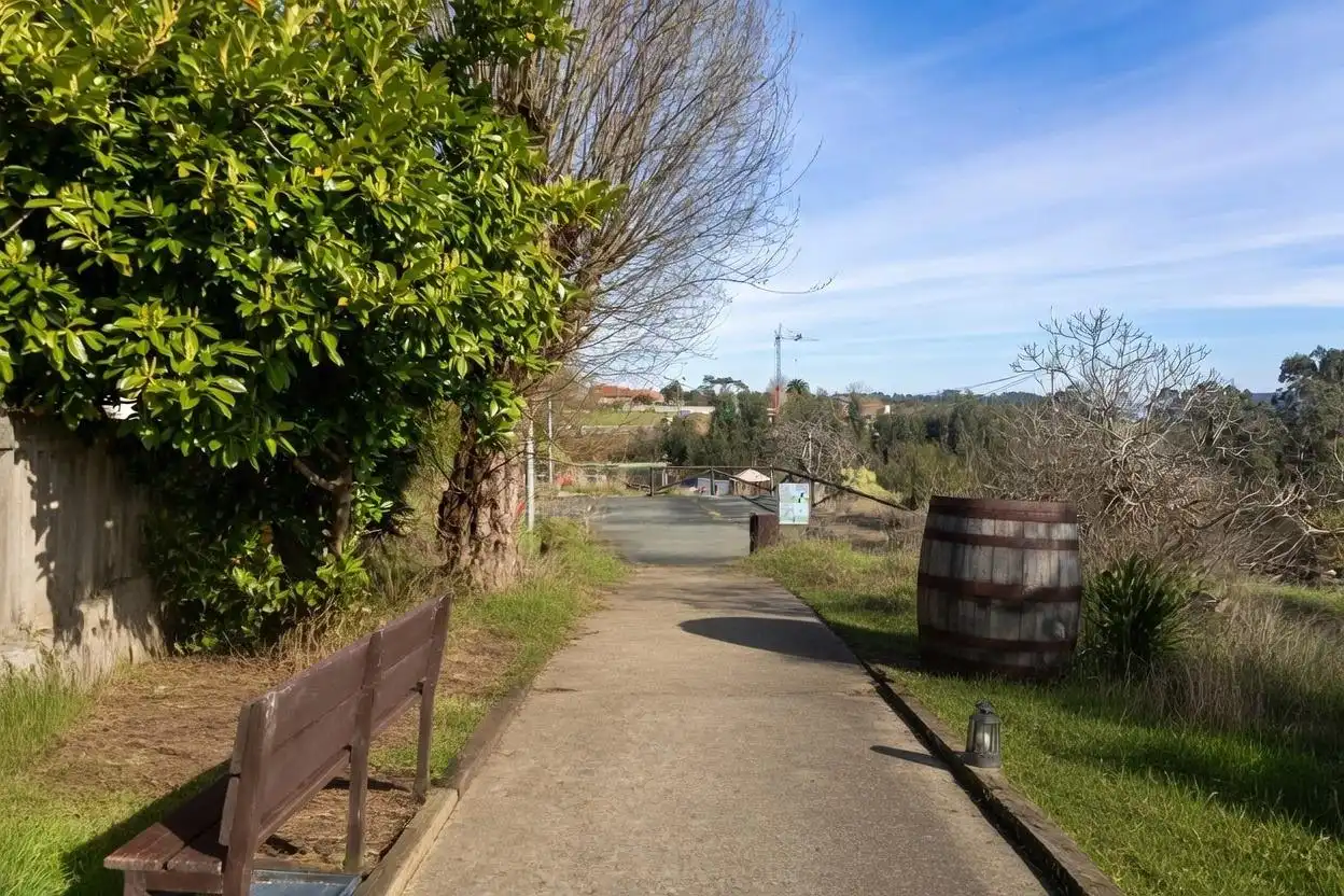 Vista exterior de Finca rústica en venda en Muros de Nalón amb Calefacció, Jardí privat i Terrassa
