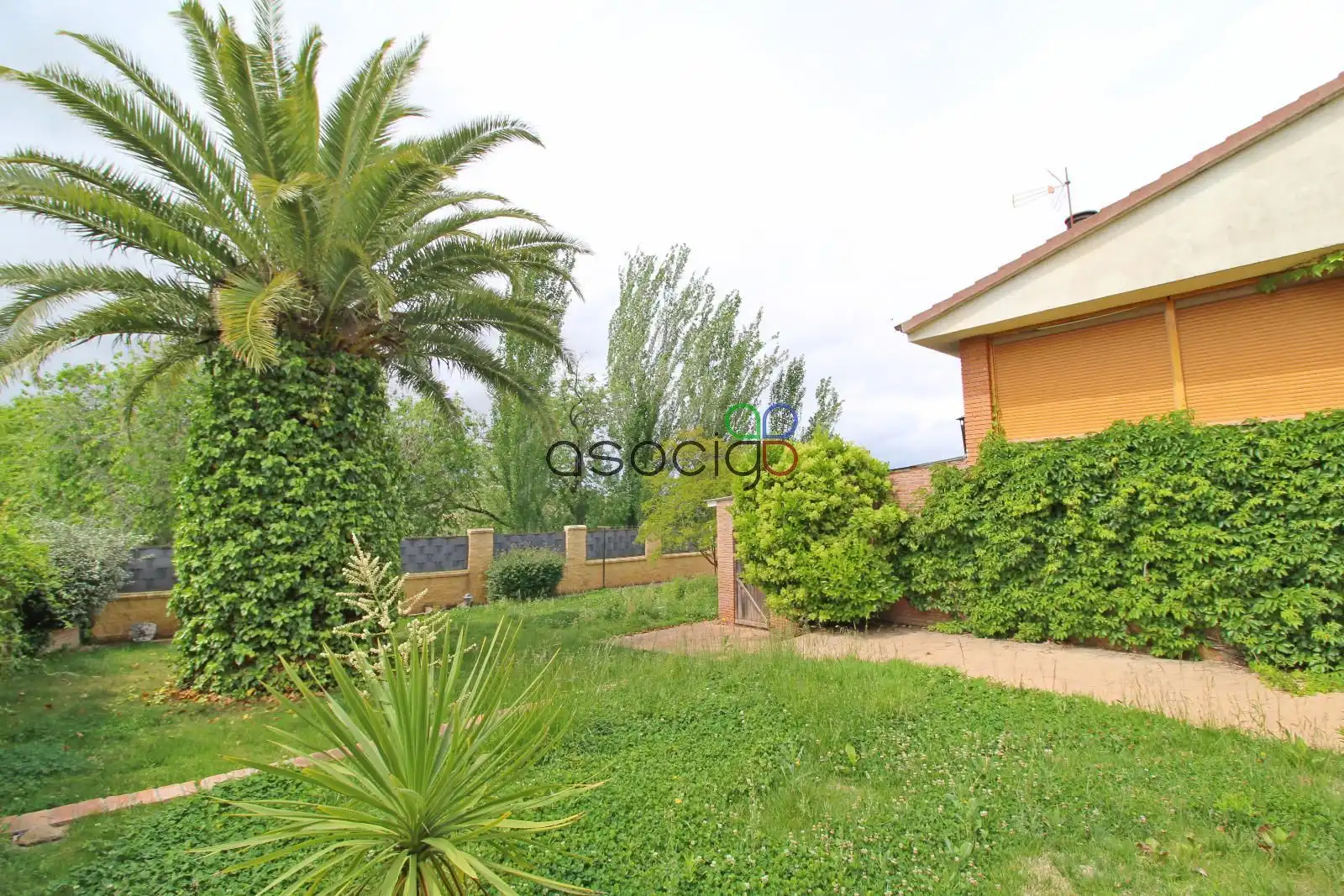 Jardín de Casa o chalet en venta en El Casar con Calefacción
