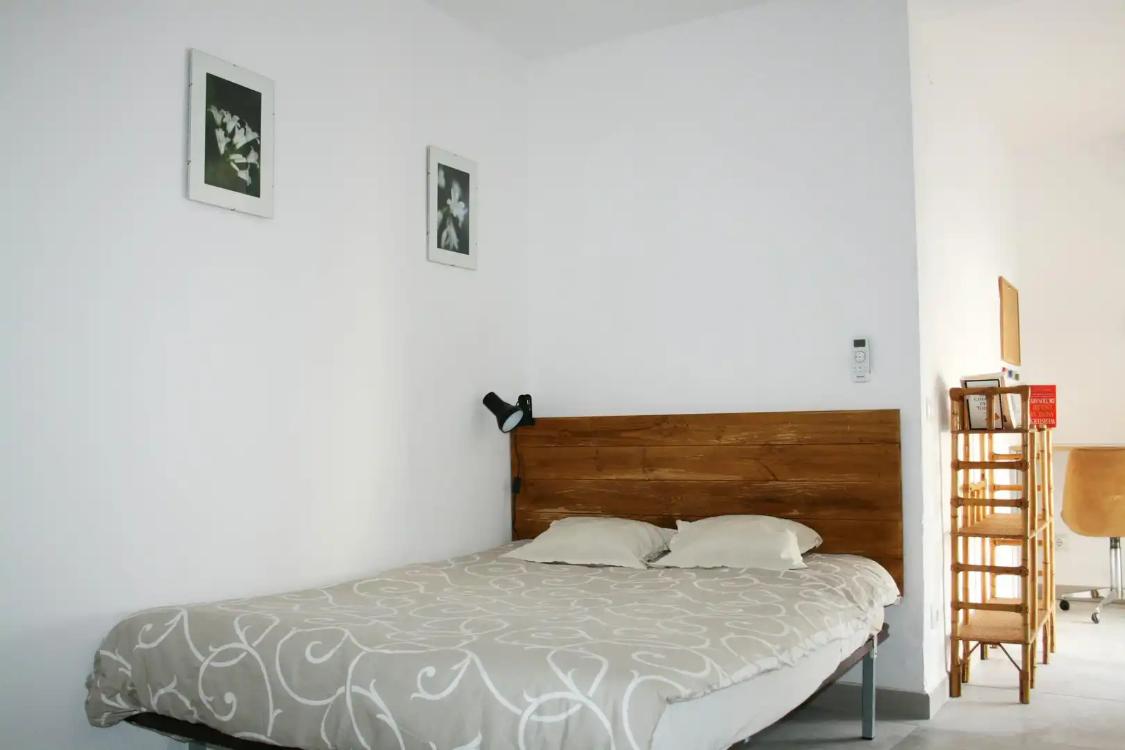 Schlafzimmer von Wohnung zur untervermieten in  Sevilla Capital mit Klimaanlage, Möbliert und Waschmaschine