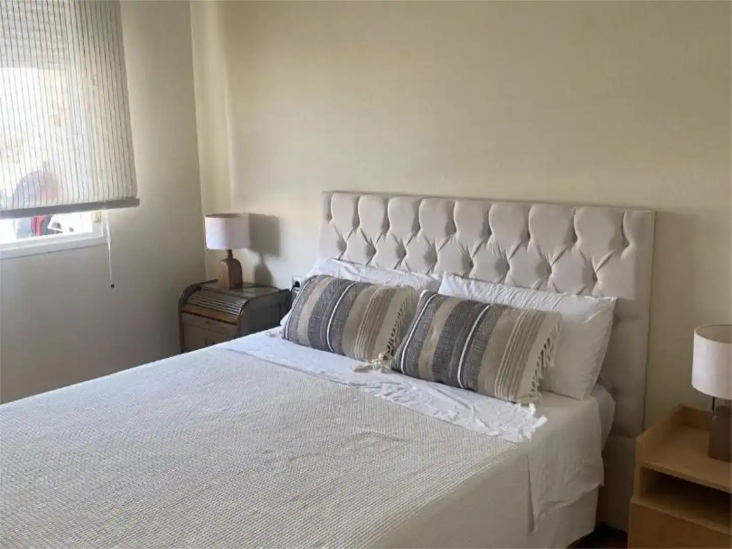 Schlafzimmer von Wohnung zur Miete in Roquetas de Mar mit Klimaanlage und Schwimmbad