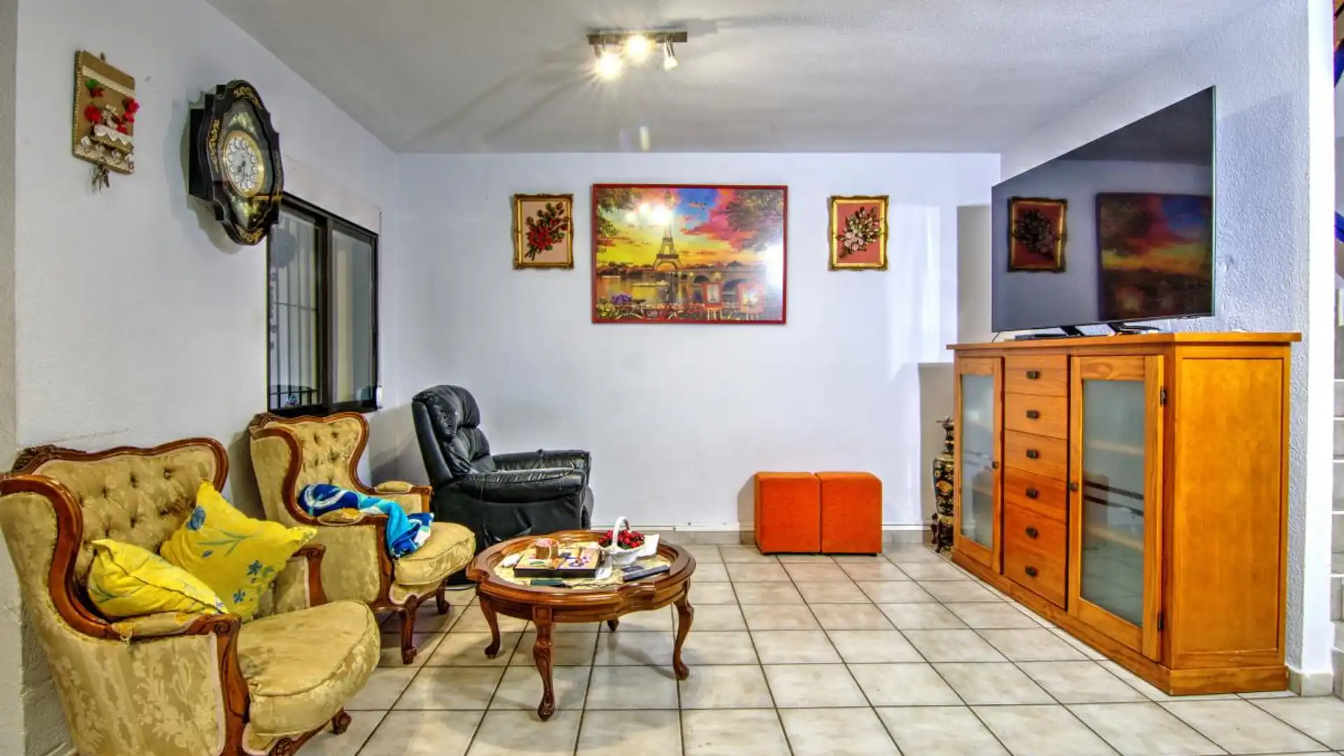 Casa adosada en venda a Villamontes - Boqueres