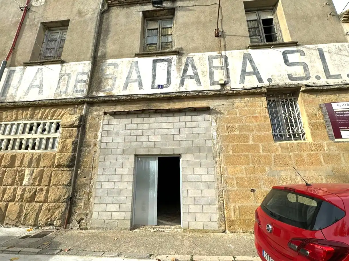 Vista exterior de Local en venta en Sádaba