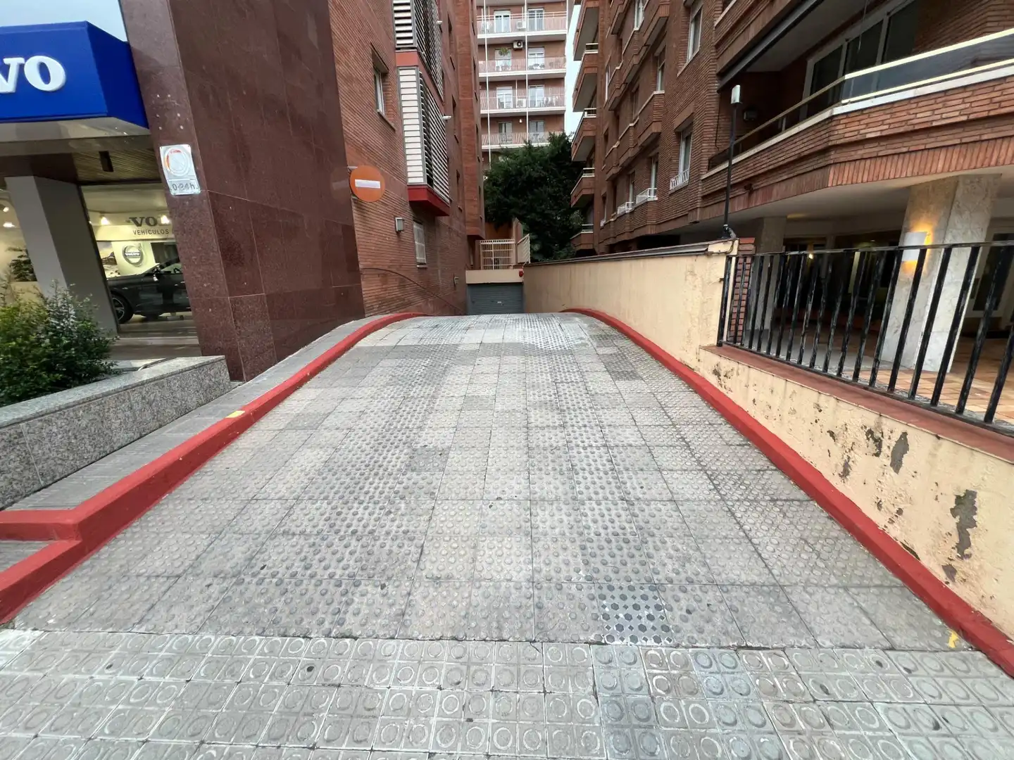 Garage for rent in Via Augusta, 232, Sant Gervasi- Galvany