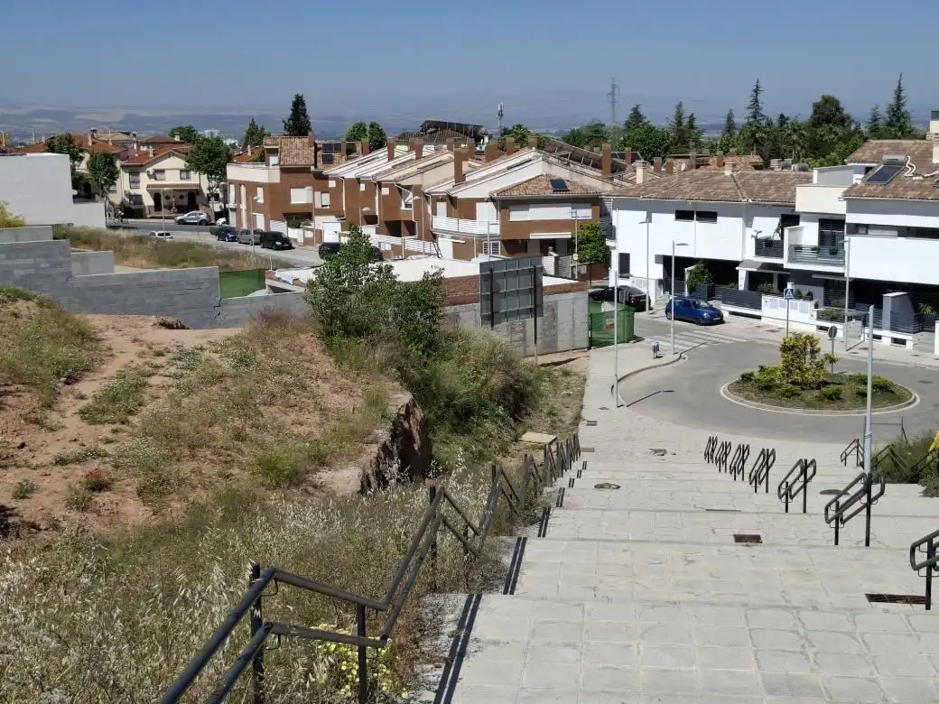 Terreni e lotti in vendita a Avenida GRANADA, imagen 2