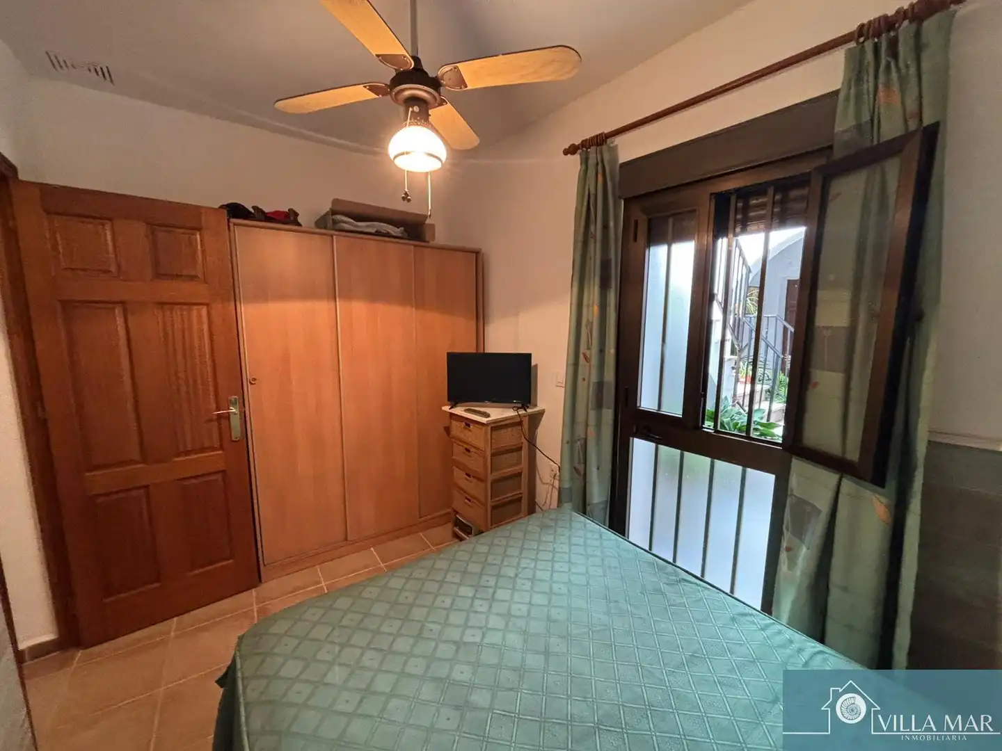 Bedroom of Flat for sale in Rota