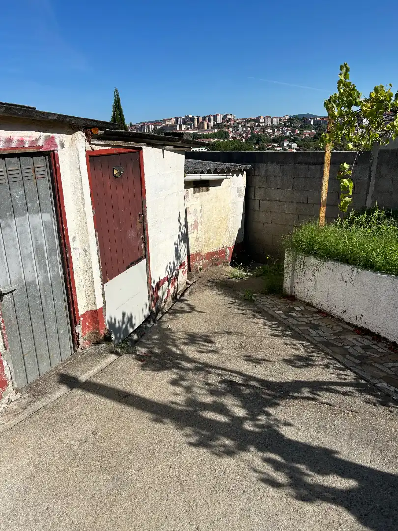 Parking de Casa adosada en venta en Vigo  con Jardín privado