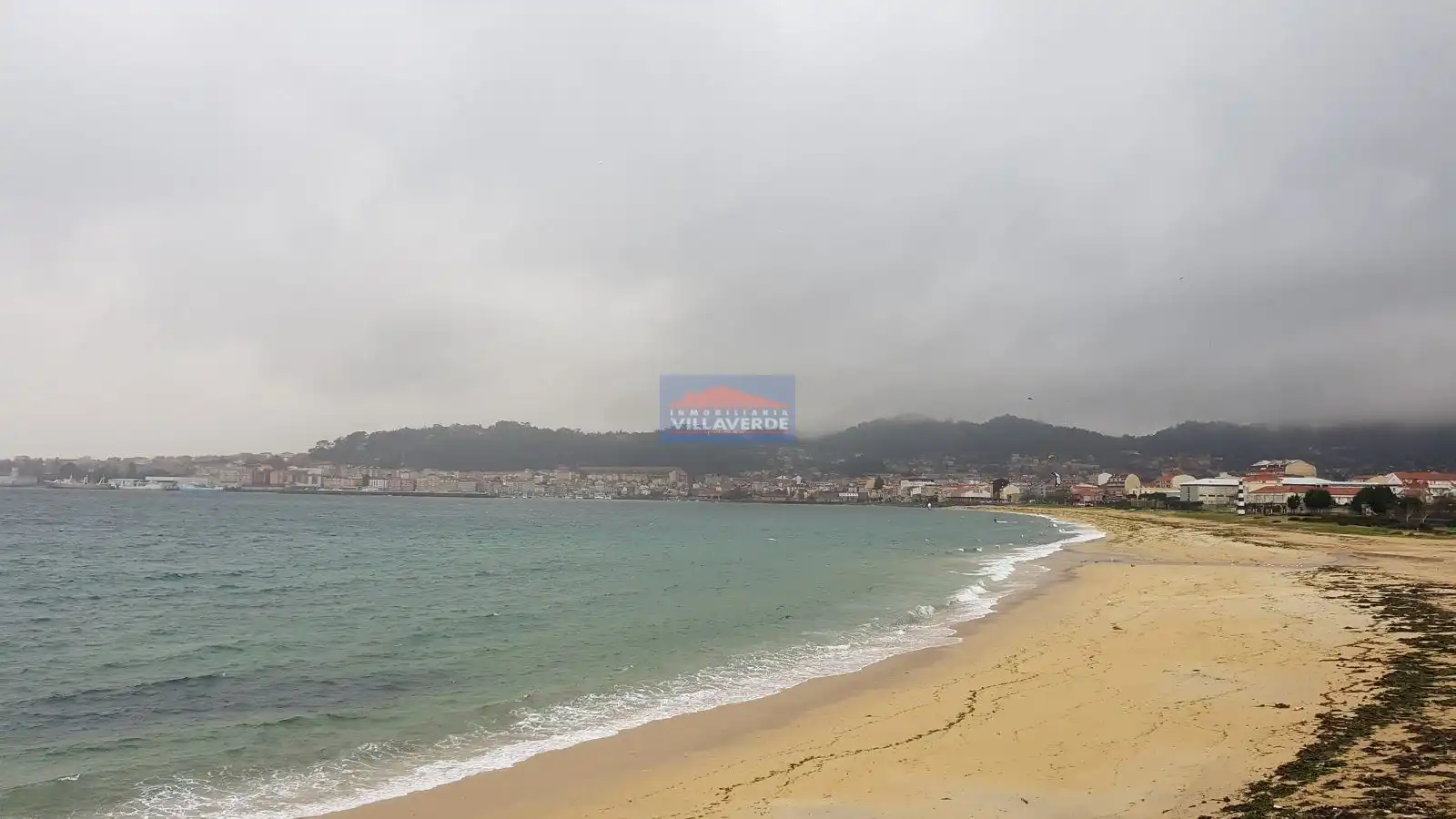 Fabrikhallen zum Verkauf in Cangas 