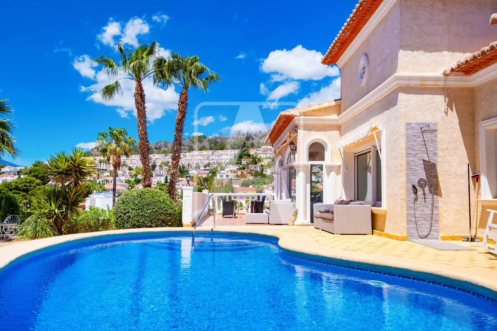 Vista exterior de Casa o chalet en venta en Calpe / Calp con Aire acondicionado, Calefacción y Jardín privado