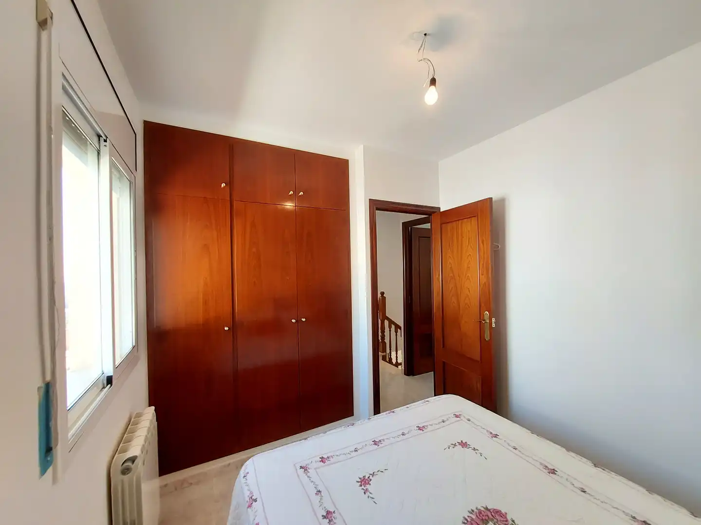 Habitación de Casa adosada en venta en El Vendrell con Jardín privado, Terraza y Piscina