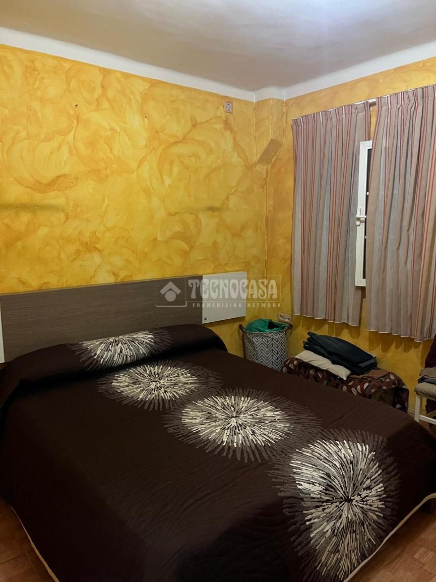 Bedroom of Flat to rent in  Sevilla Capital