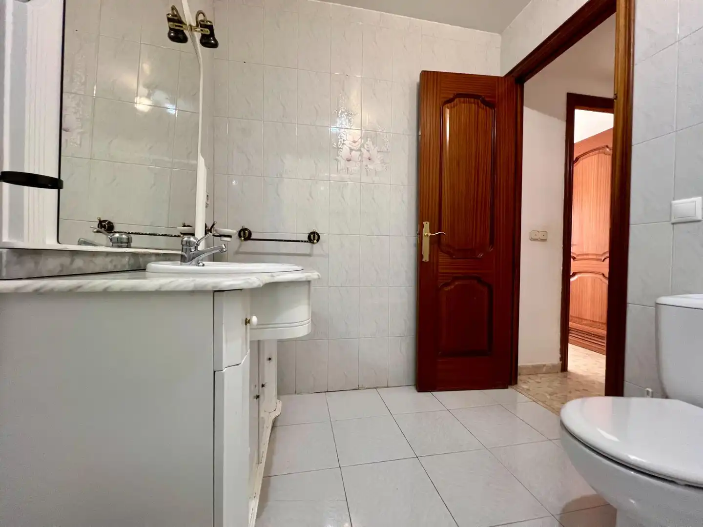 Baño de Piso en venta en Villafranca de Córdoba con Balcón
