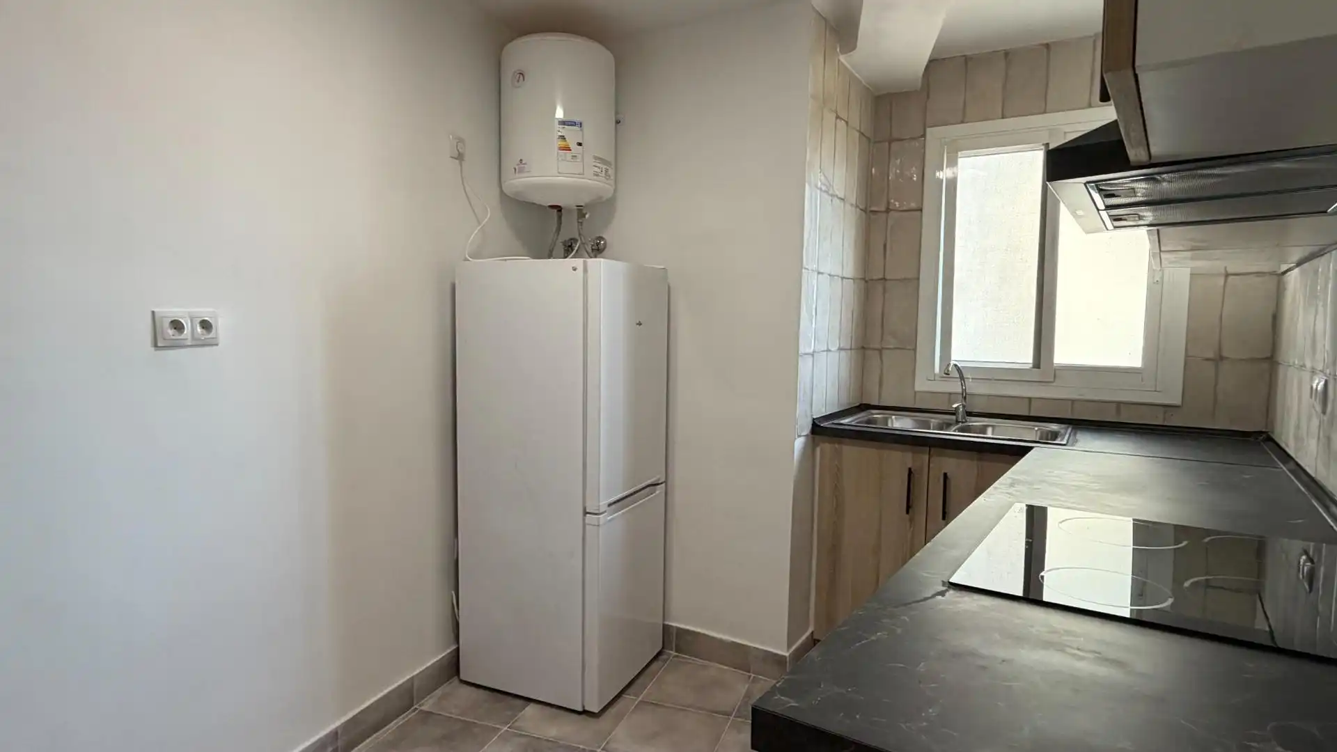 Cuina de Pis en venda en Paterna amb Aire condicionat, Parquet i Terrassa