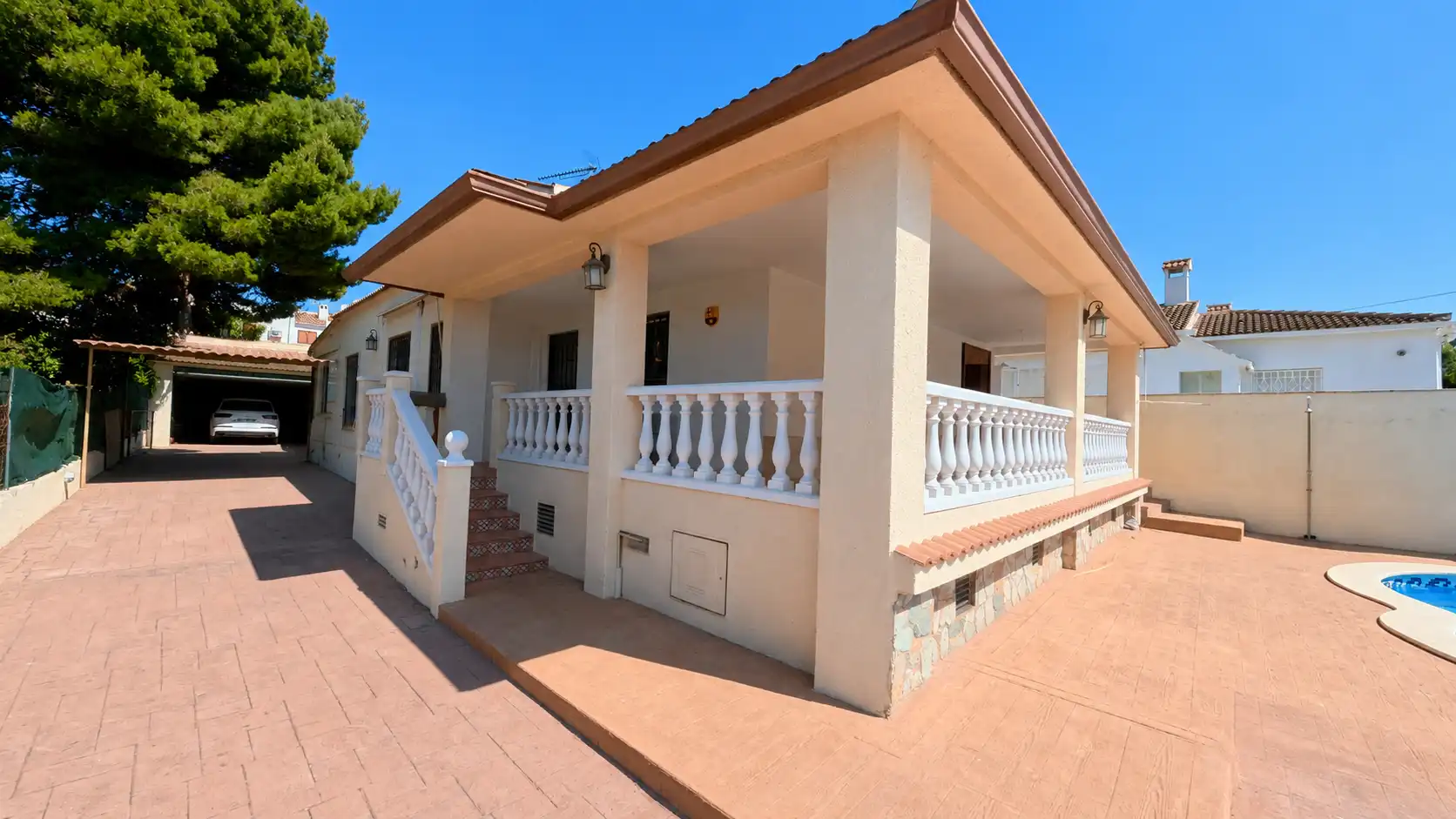 Vista exterior de Casa o chalet en venta en Cunit con Aire acondicionado, Calefacción y Jardín privado