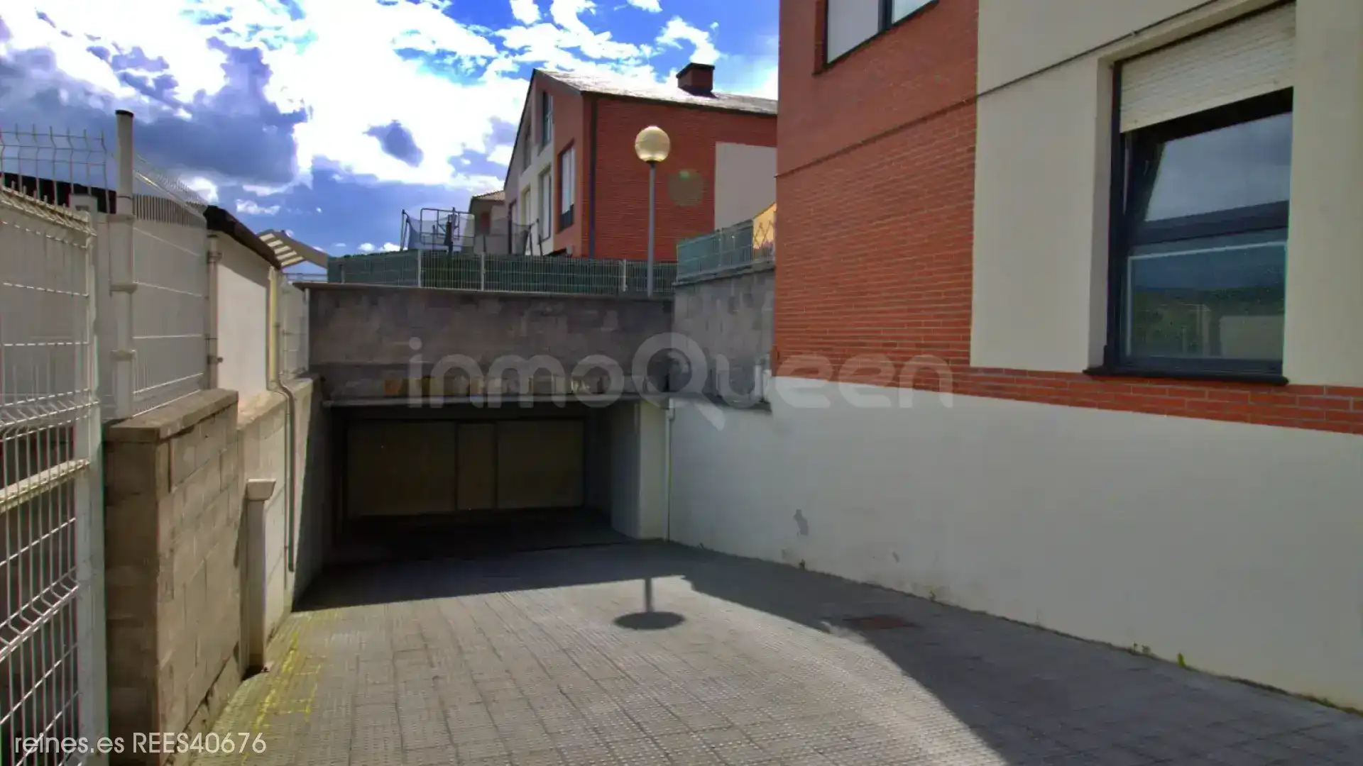 Parking de Casa adosada en venta en Piélagos con Calefacción, Terraza y Amueblado