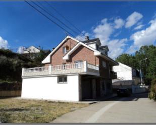 Vista exterior de Casa o xalet en venda en Bembibre amb Calefacció, Terrassa i Traster