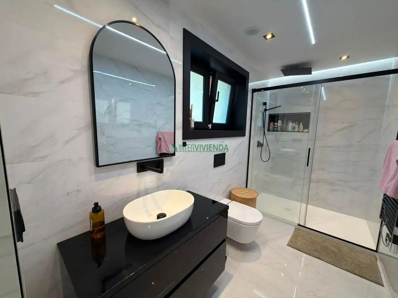 Baño de Casa o chalet en venta en Redondela con Calefacción, Jardín privado y Terraza