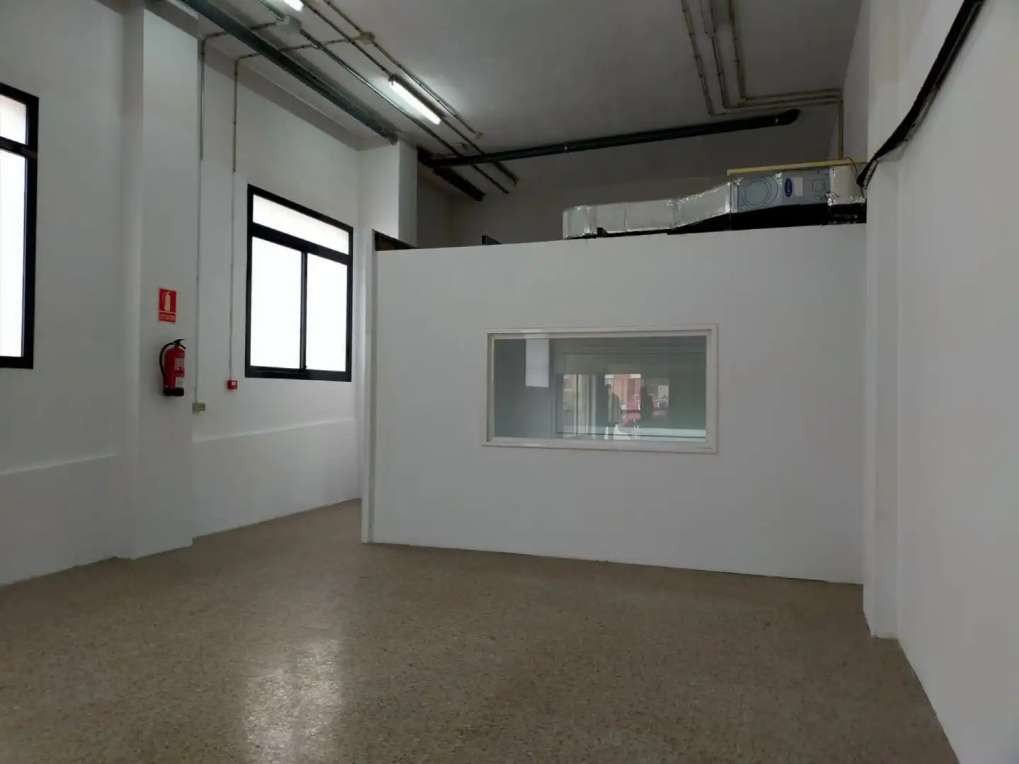 Industrial buildings for rent in Mataró  with Heating