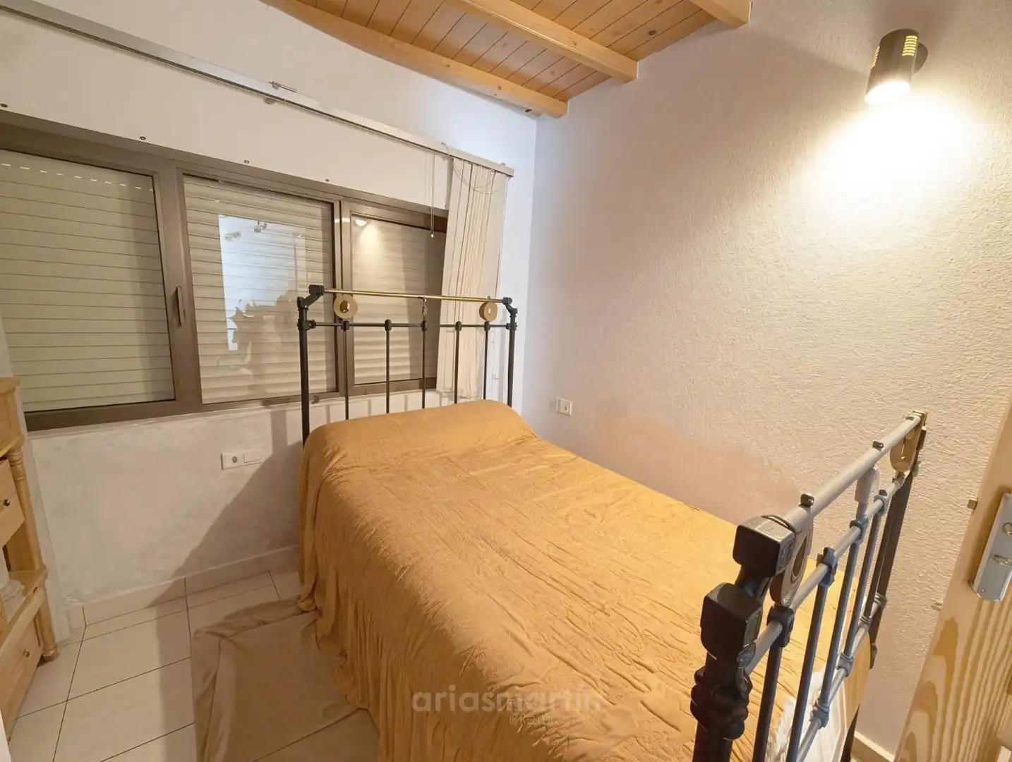 Casa o xalet en venda en Vecinos amb Terrassa i Moblat