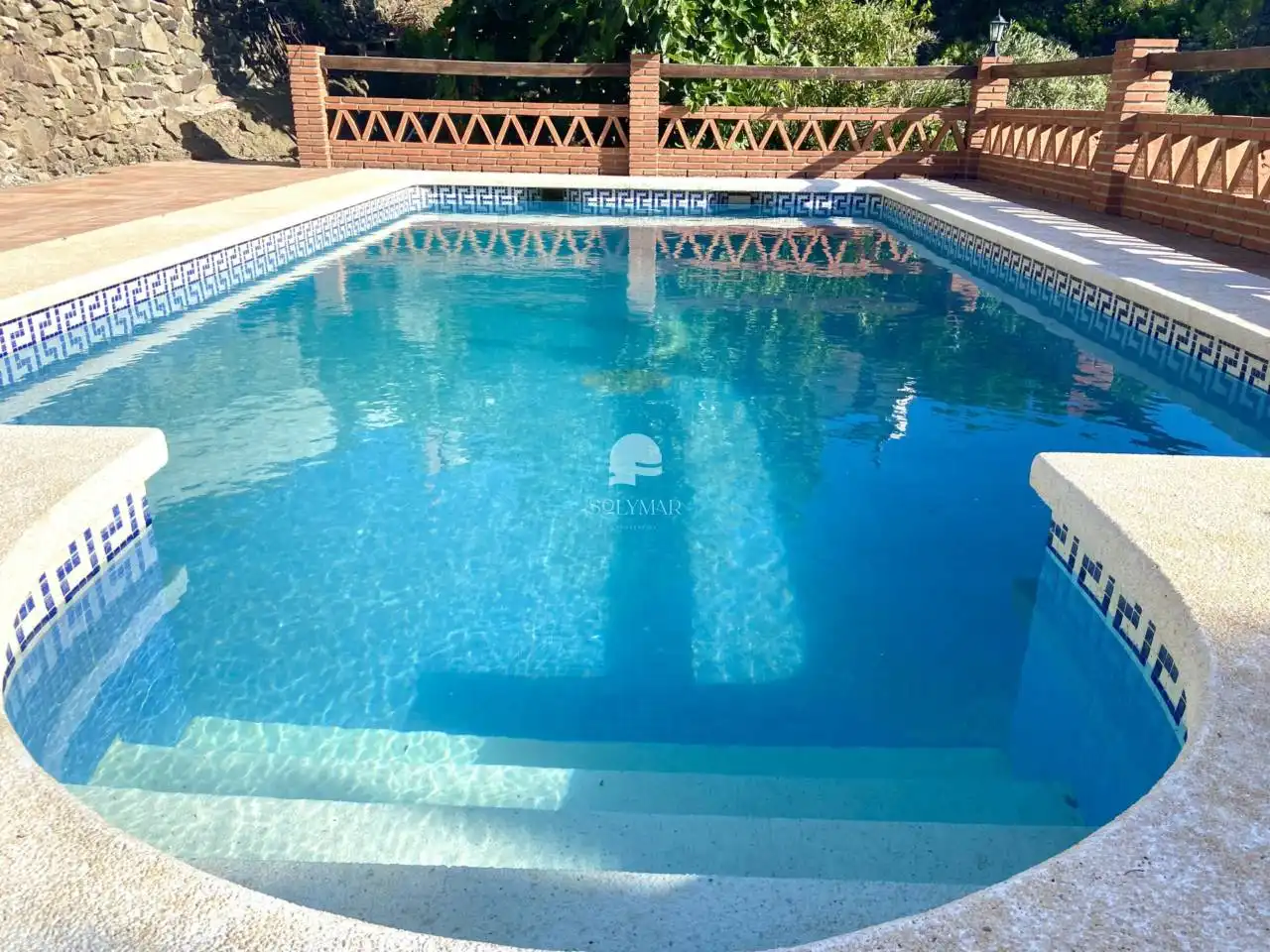 Piscina de Finca rústica de lloguer en Árchez amb Aire condicionat i Piscina