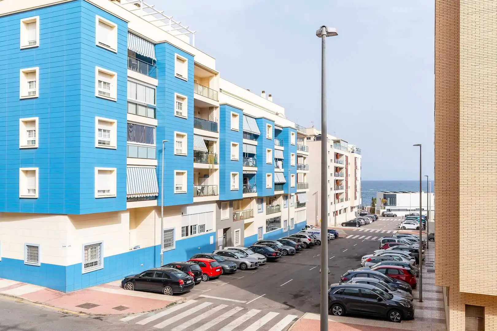 Exterior view of Flat for rent in Roquetas de Mar  with Heating, Private garden and Furnished