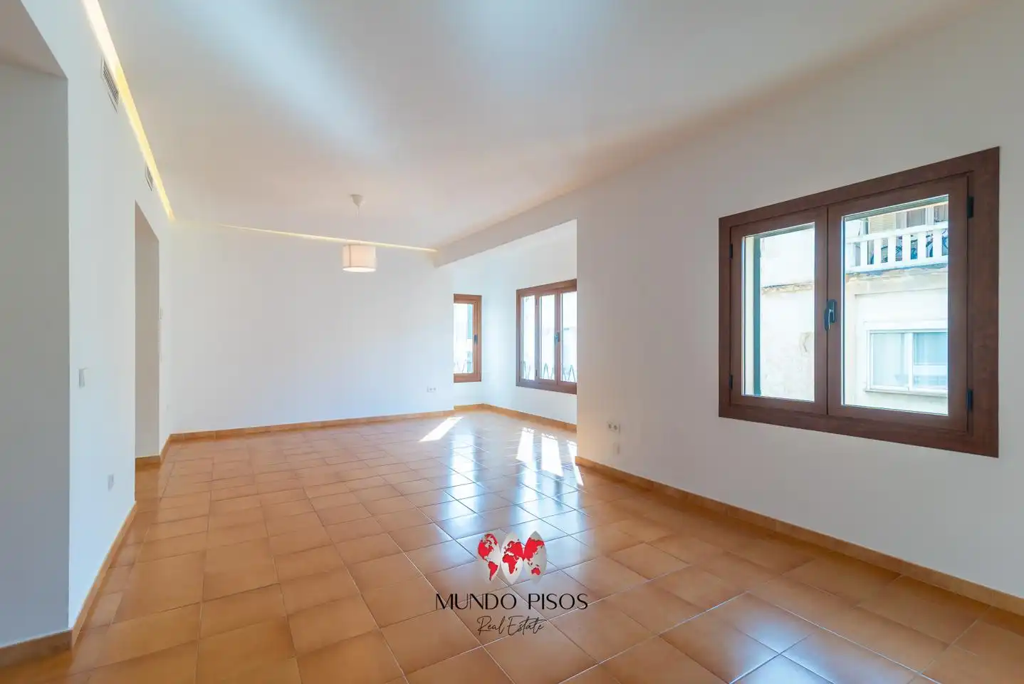 Piso con ascensor en venta en calle de Santiago Rusiñol, imagen 2