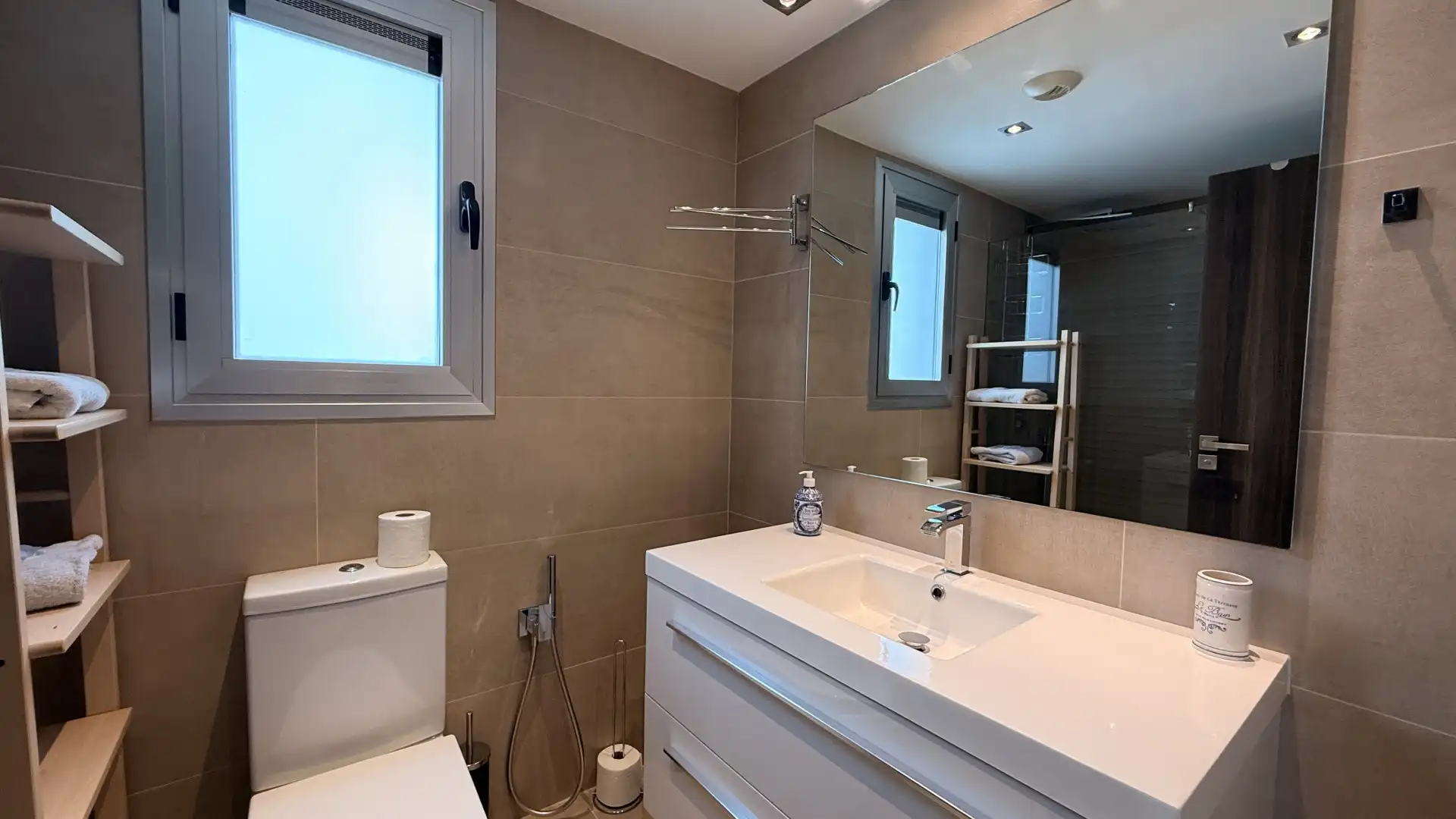 Bany de Apartament de lloguer en Marbella amb Aire condicionat, Calefacció i Terrassa