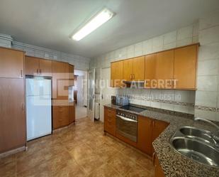 Kitchen of Flat to rent in La Pobla de Segur