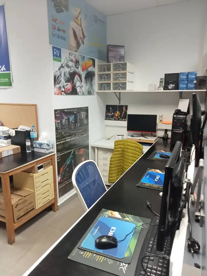 Commercial properties for sale in Carrer del Doctor Ferran, 17, La Gavarra