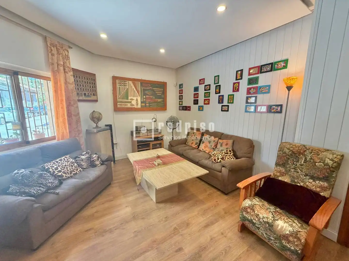 Sala d'estar de Casa o xalet en venda en Málaga amb Aire condicionat, Terrassa i Traster