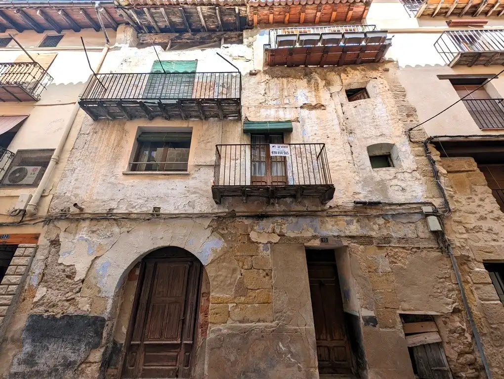 Exterior view of Houses for sale in Valderrobres  with Terrace and Balcony