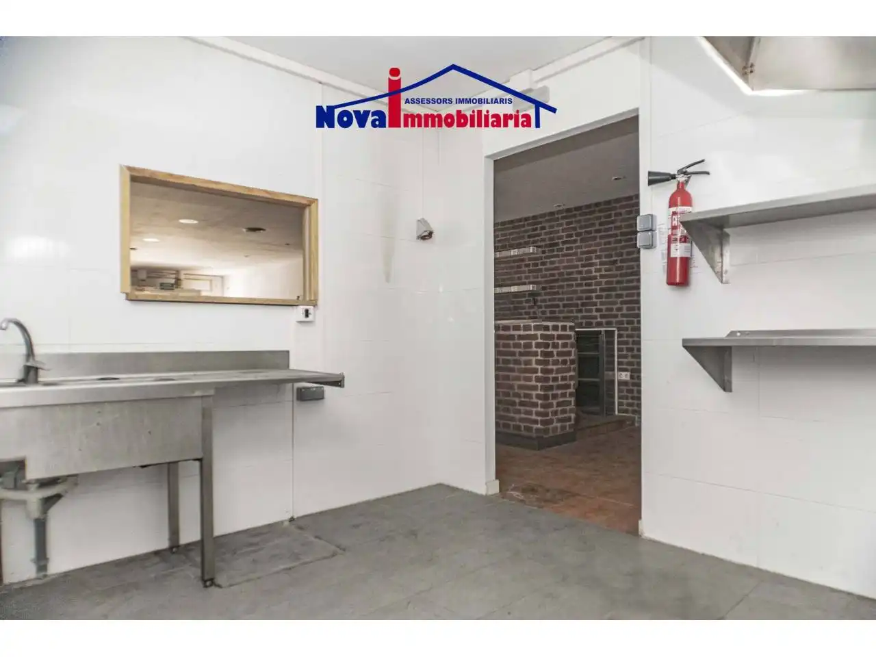 Commercial properties for sale in Pallejà  with Air Conditioner