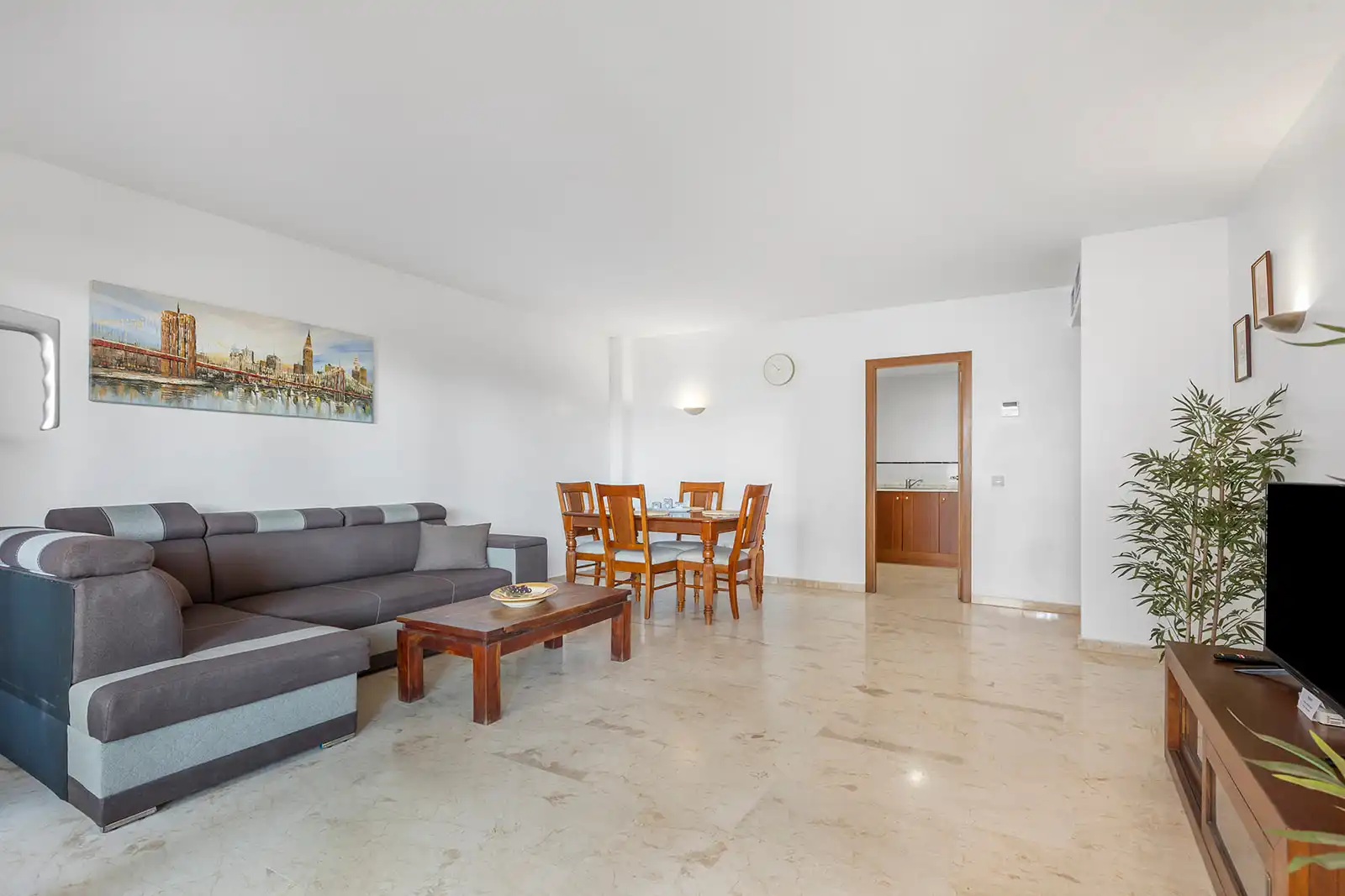 Sala de estar de Planta baja en venta en Orihuela con Terraza, Trastero y Piscina