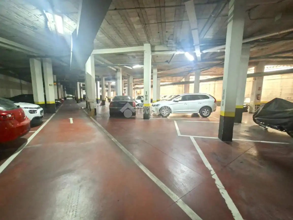 Parking de Garaje en venta en Parla