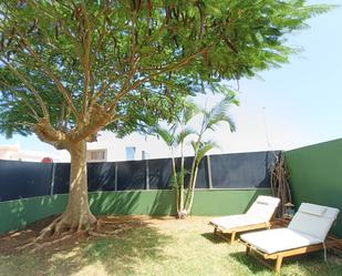 Jardí de Casa o xalet de lloguer en San Bartolomé de Tirajana amb Aire condicionat, Terrassa i Balcó