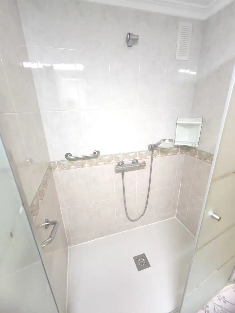 Baño de Piso en venta en Alcoy / Alcoi con Calefacción, Trastero y Amueblado