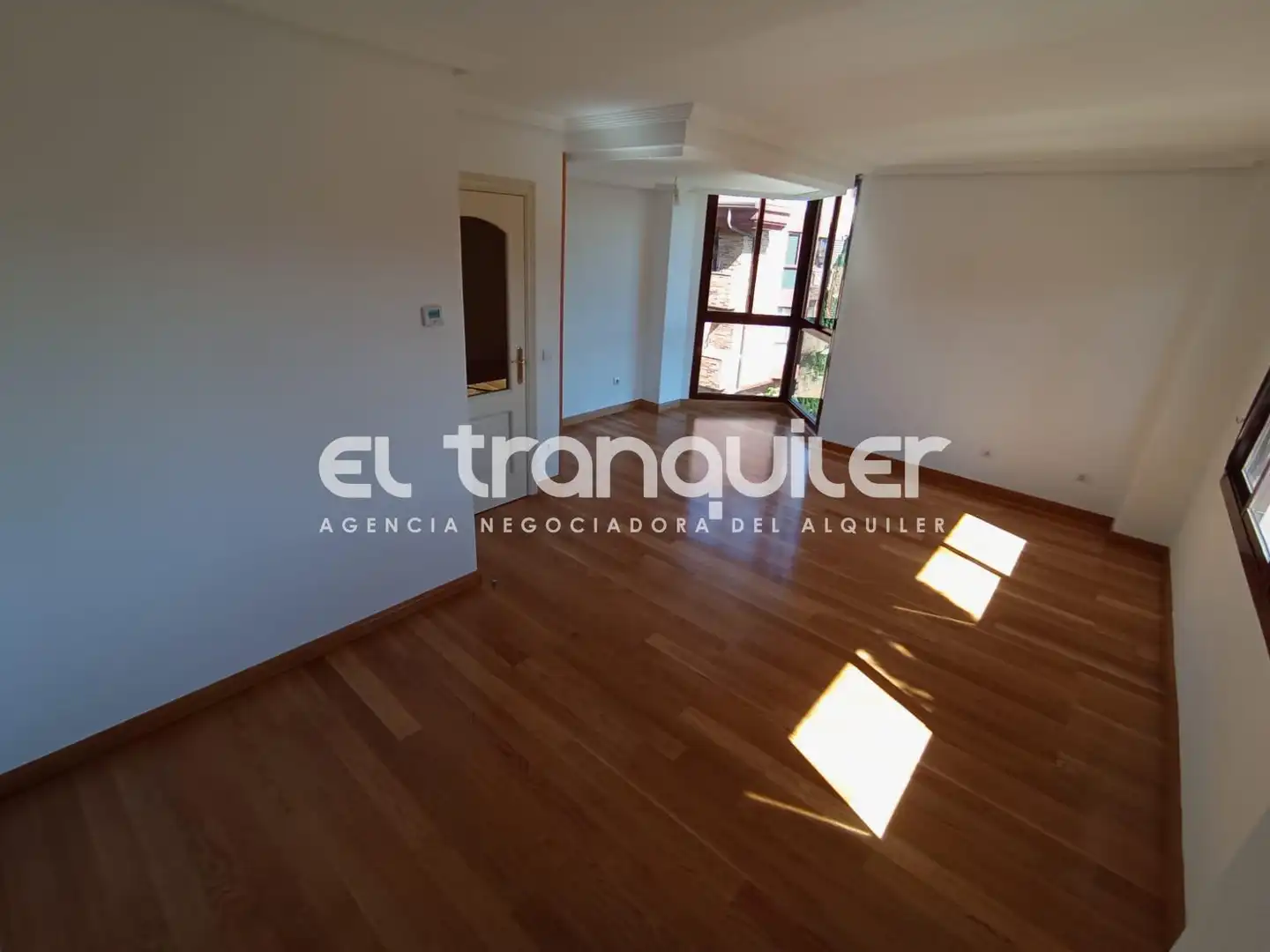 Duplexes for rent in Calle Tejar, Zona Carretera del Plantío