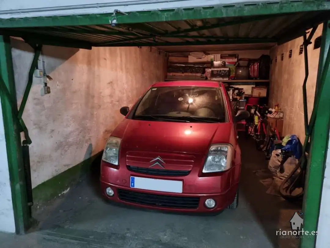 Parkplatz von Garage zum Verkauf in Avilés