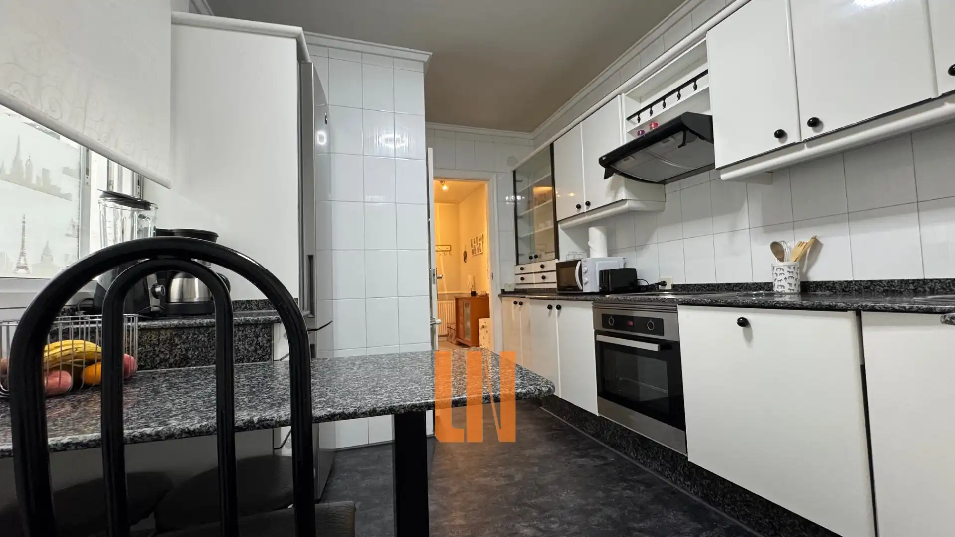 Cocina de Piso en venta en Lugo con Calefacción, Trastero y Horno