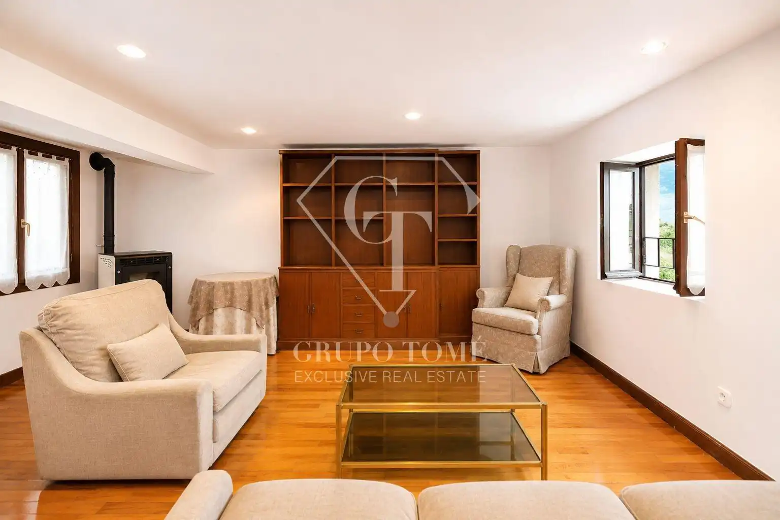 Living room of Flat for sale in Hernani  with Heating, Storage room and Furnished