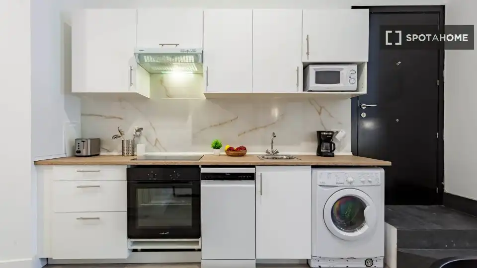 Appartement avec balcon à louer à Centro, imagen 13