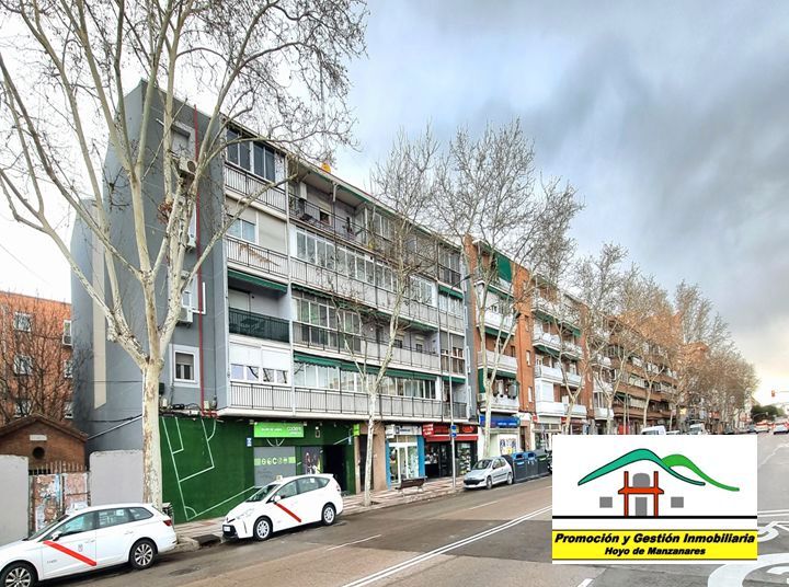 Vista exterior de Local en venta en  Madrid Capital