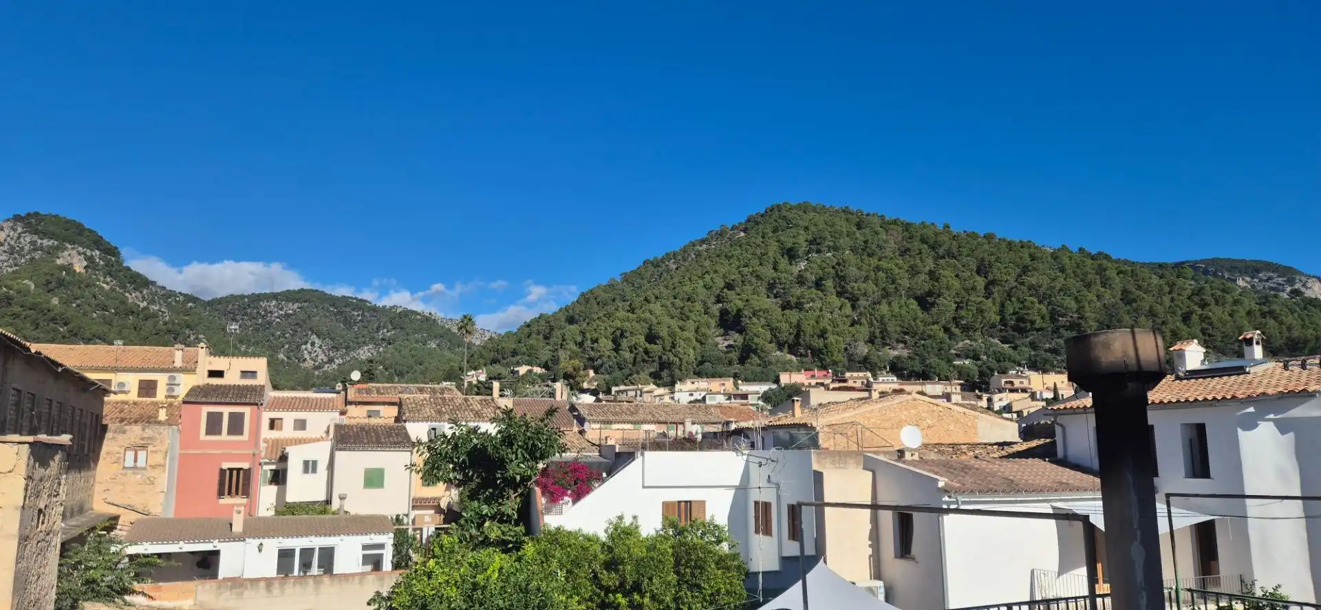 Vista exterior de Finca rústica en venta en Alaró con Aire acondicionado, Calefacción y Terraza