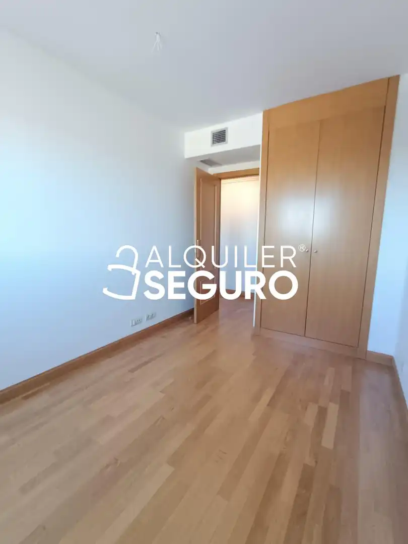 Habitación de Piso de alquiler en Parla con Aire acondicionado, Calefacción y Terraza