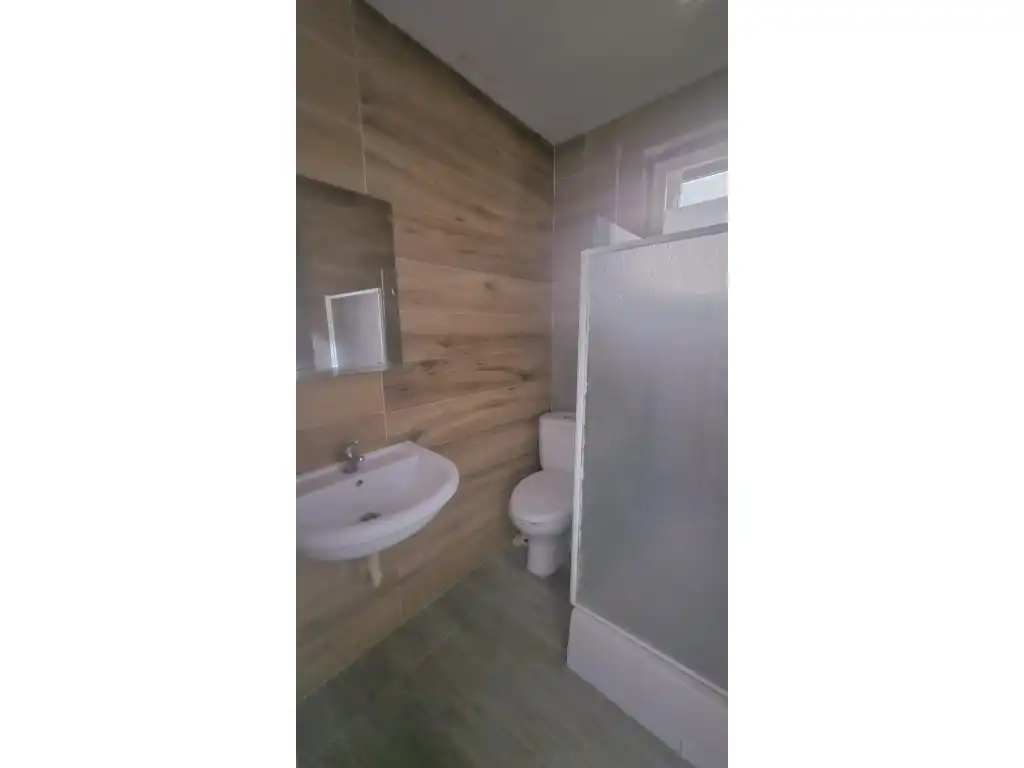 Bany de Àtic en venda en Santa Coloma de Gramenet