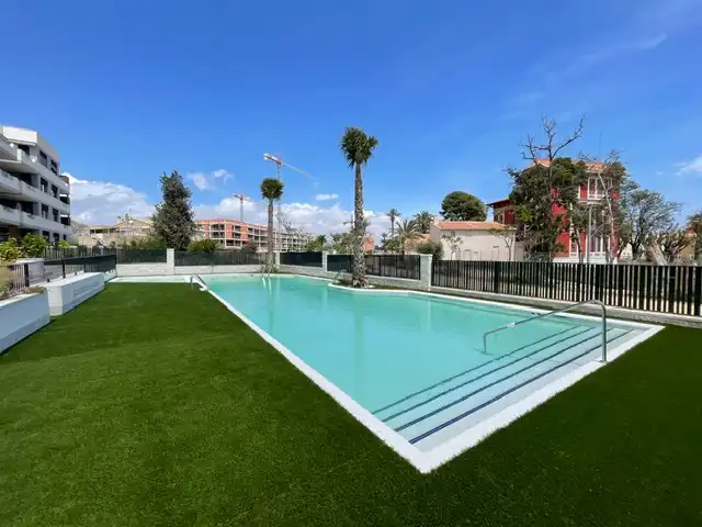 Piscina de Piso de alquiler en Sant Joan d'Alacant con Aire acondicionado, Calefacción y Terraza