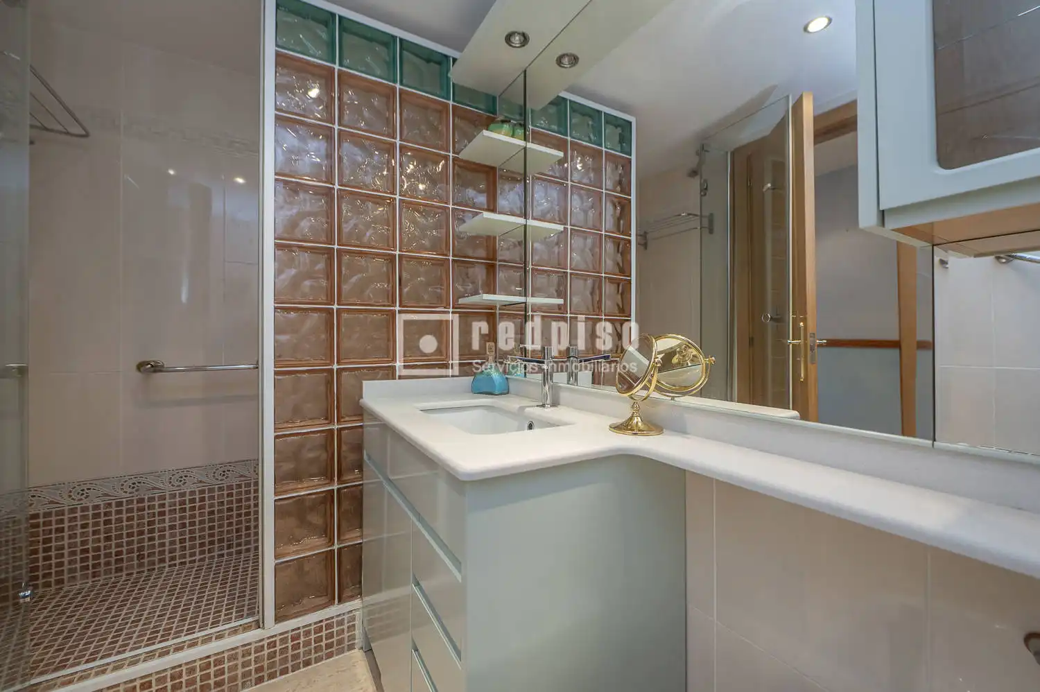 Bathroom of Flat for sale in Pinto  with Air Conditioner, Heating and Terrace