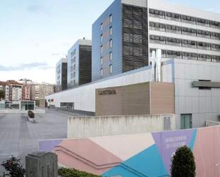Vista exterior de Pis de lloguer en Santander amb Calefacció, Terrassa i Moblat