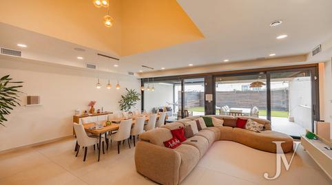 Foto 5 de Casa adosada en venta en Fuente del Fresno, Madrid