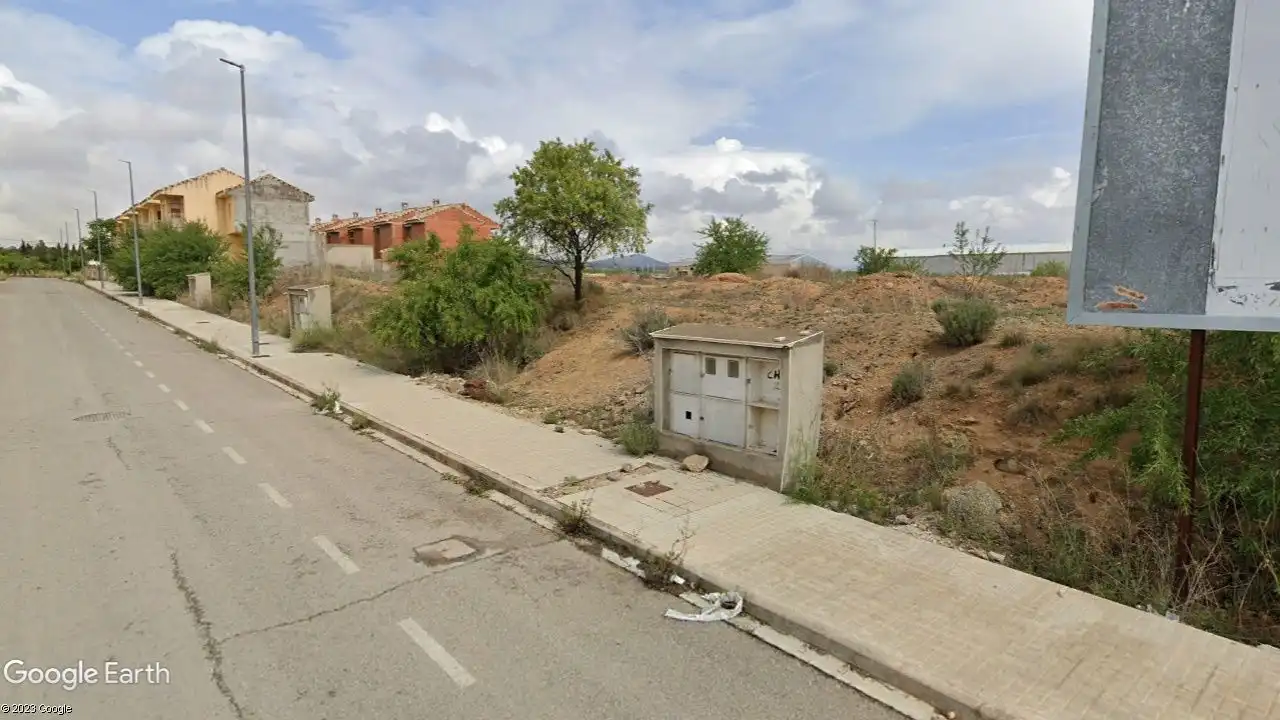 Terreny residencial en venda a Caudete de las Fuentes
