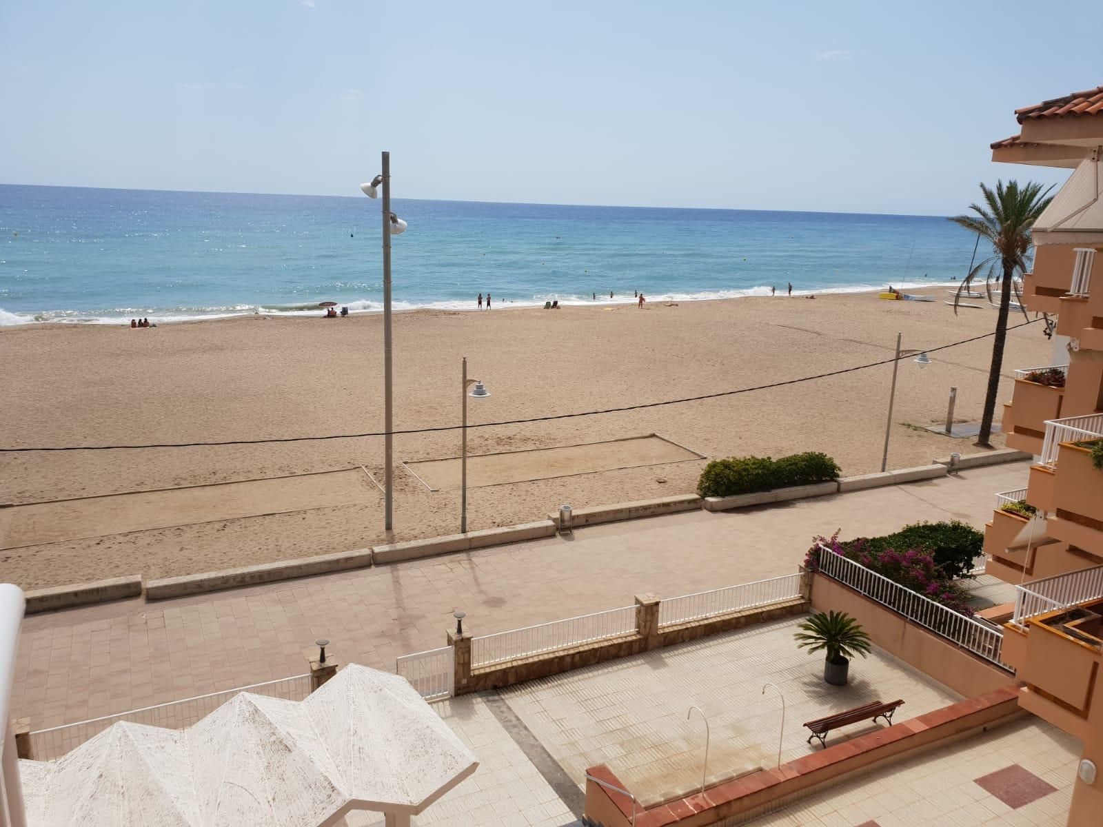 Vista exterior de Apartament en venda en El Vendrell amb Terrassa i Balcó